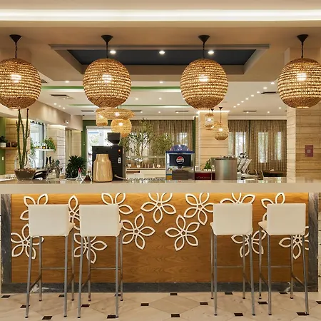 Resort Kyknos &